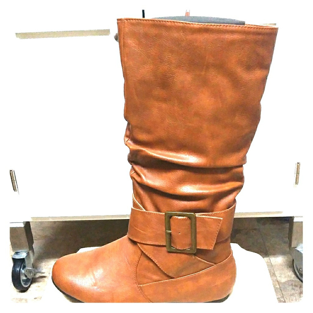 NEW WOMEN'S COGNAC MID-CALF FASHION  BOOT W/BUCKLE